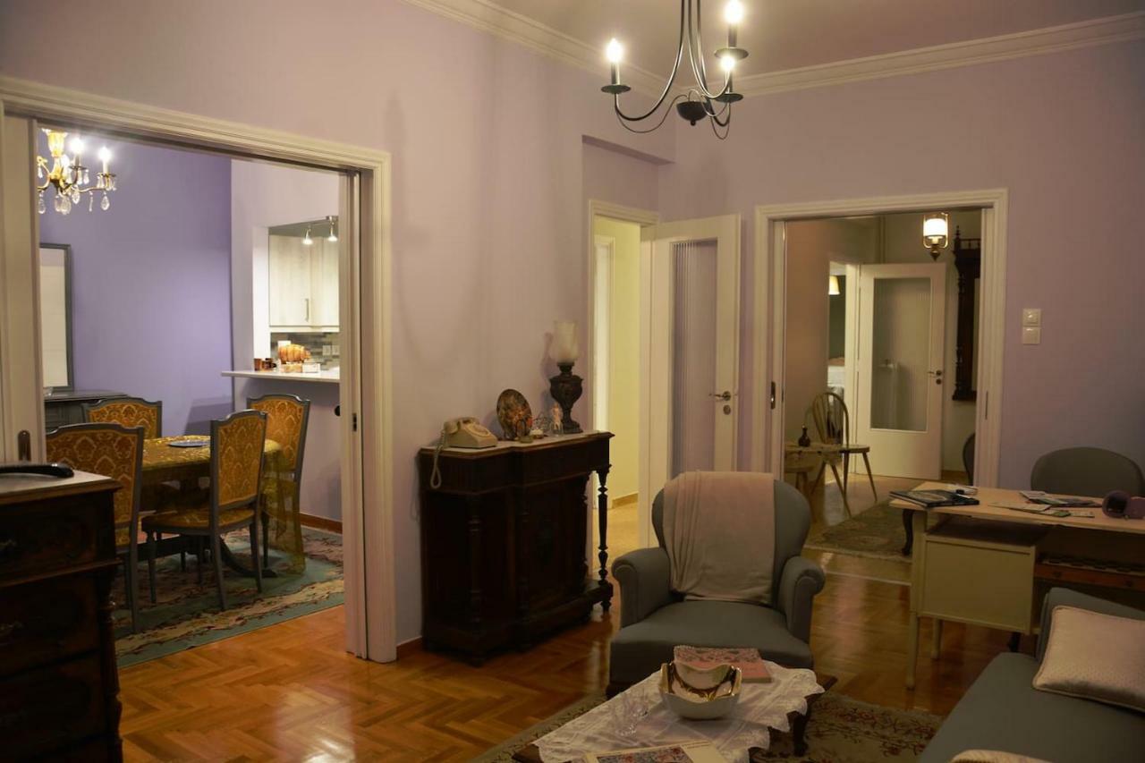 Vintage, Spacious Apartment In The Heart Of Athens! Bagian luar foto