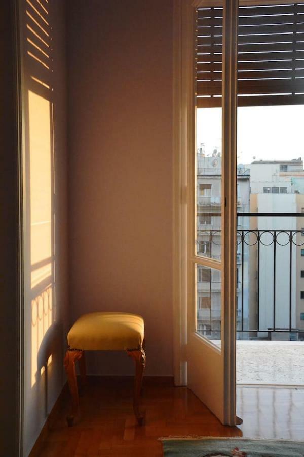 Vintage, Spacious Apartment In The Heart Of Athens! Bagian luar foto